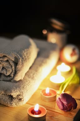 Aromatherapy massage for balance and renewal